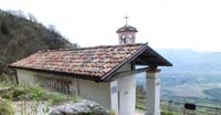 La chiesetta di San Mauro verso la Val Belluna 