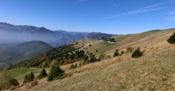 Il versante sudorientale del Monte Zogo