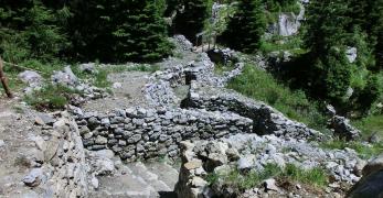 Linea trincerata verso Passo Cavallo