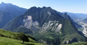 Il Monte Toc con la frana del Vajont