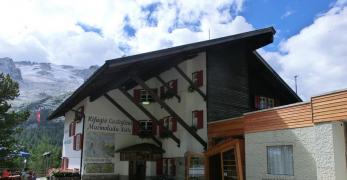 Il Rifugio Castiglioni alla Marmolada