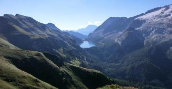 Il Pian di Fedaia con l'omonimo Lago 