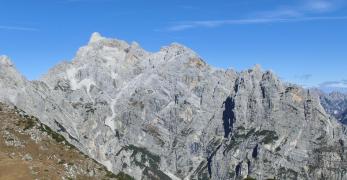 La Cima dei Preti dalla vetta del Monte Lodina