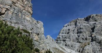 Forcella Bela fra la Torre Campestrin e il Sassolungo di Cibiana